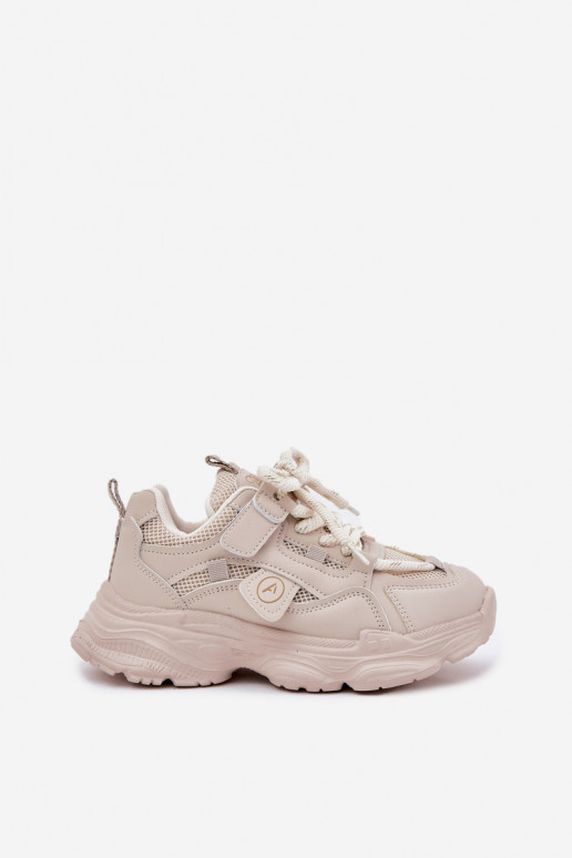 Chaussures modèle baskets Puéril avec une plateforme beige Hanomess