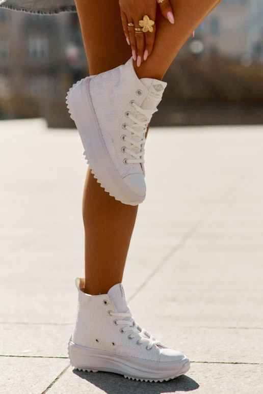 chaussures de loisirs à semelles Féminin Lee Cooper LCDANS-25-31-3461L couleur blanche chaussures de loisirs à semelles Féminin Lee Cooper LCDANS-25-31-3461L couleur blanche