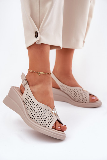 Sandfarbene Damen Lederpumps mit Absatz und Lochmuster, Vinceza 79529