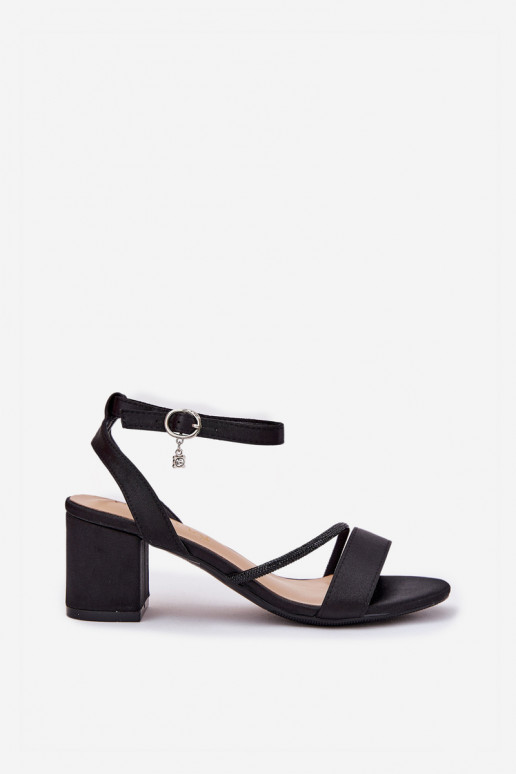 Damen-Sandalen mit hohen Absätzen mit blitzenden Augen Vinceza 20268 schZuarze Farbe