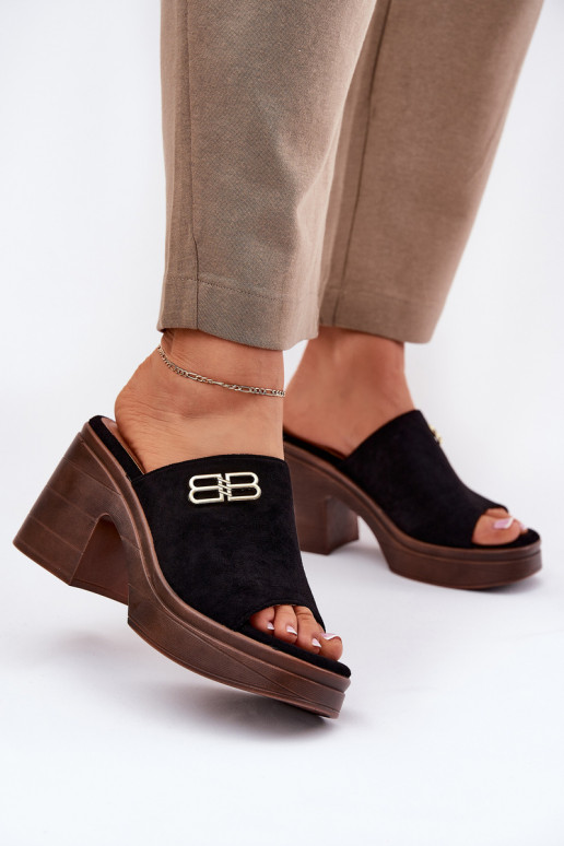 Damespantoffels Op enorme hakken Ze gouden kleurm Detalem Vinceza 17400 zInart