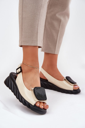 Sandfarbene Damenlackschuhe mit Absatz und Dekoration, Artiker 56C1567 2