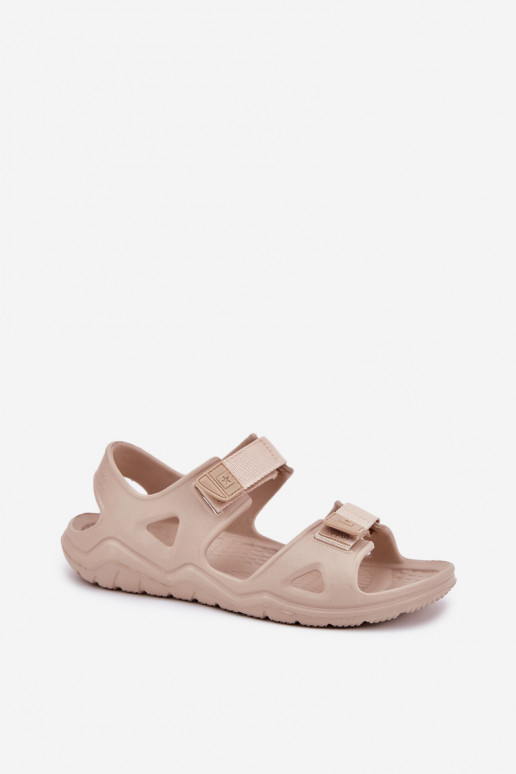 Leichte Hausschuhe Damensandalen mit einer Plattform Big Star RR274A515 Beige Leichte Hausschuhe Damensandalen mit einer Plattform Big Star RR274A515 Beige