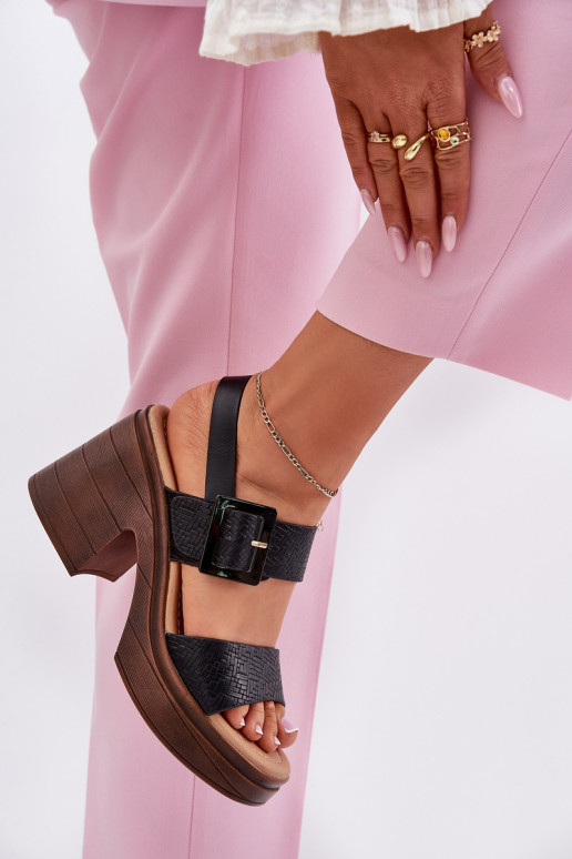 Damensandalen Auf massiven Absätzen und Plattform Vinceza 17387 schZuarze Farbe