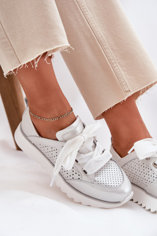 Peau Chaussures modèle baskets Féminin avec une plateforme D&A LR51-796 couleur argent