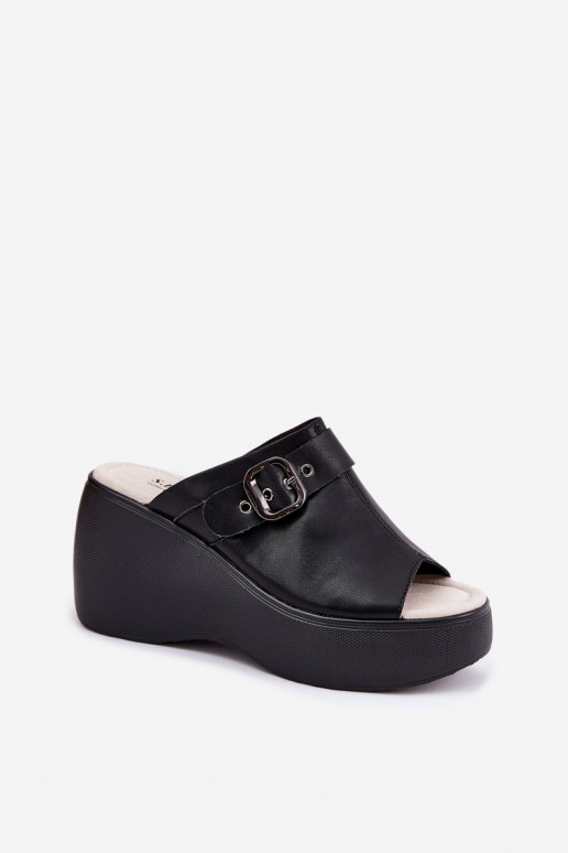 Pantoufles en cuir Féminin avec une plateforme I Koturnie avec boucles S.Barski LR51-542 couleur noire