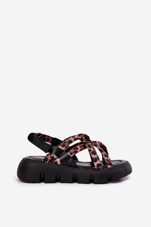 Sandales pour femmes avec une plateforme avec des bandes avec des motifs en fourrure de léopard Filamira