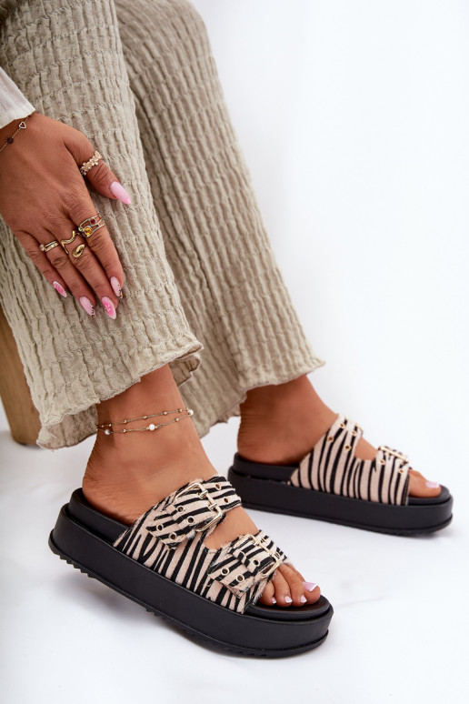 Pantoufles pour femmes avec boucles avec une plateforme Zebra Nilatha