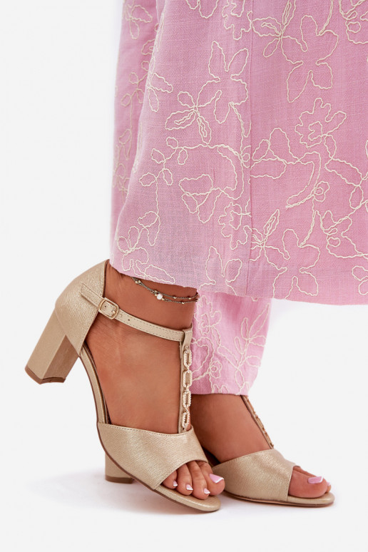 Damen-Sandalen mit hohen Absätzen mit verzierten Absätzen aus Öko-Leder goldene Farbe Triavera