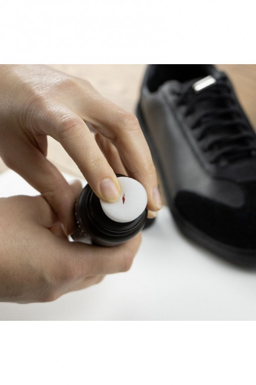 COCCINE BLACKENER couleur noire Korektor DANS Płynie 75g