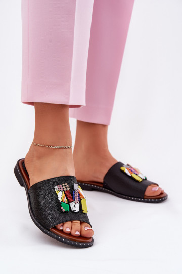 Pantoufles pour femmes avec des talons larges avec des ornements couleur noire Clelione 2