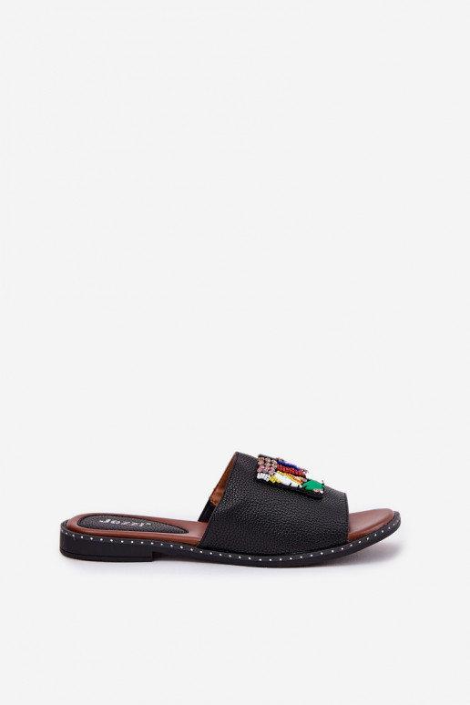 Pantoufles pour femmes avec des talons larges avec des ornements couleur noire Clelione