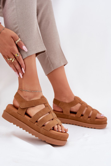 Chaussures pour femmes couleur brune avec plateforme en simili daim, « Filisenia »