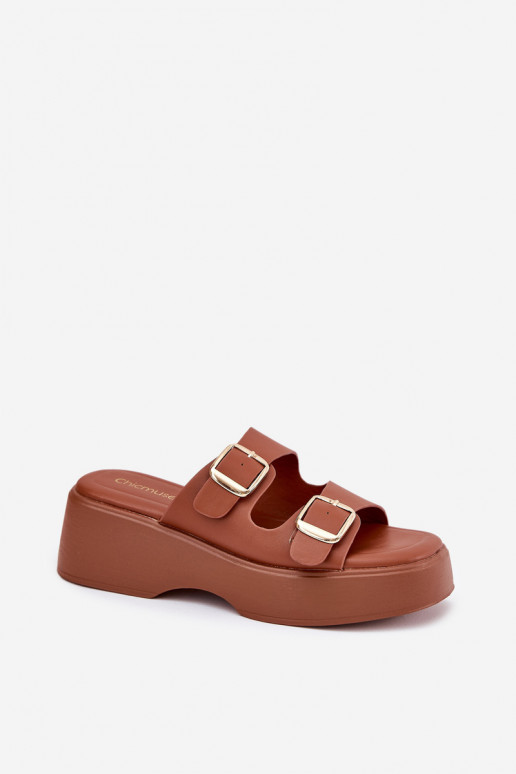 Damespantoffels Op de INig en platform met gespen bruine kleur Nitarelia