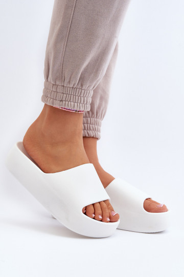 Dames Slippers Op dikke zool Initte kleur Oreithano 2