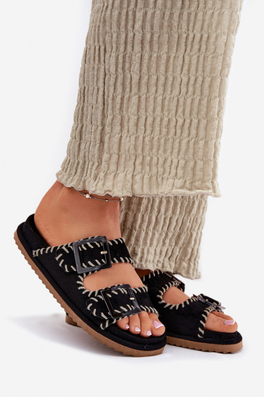 Pantoufles pour femmes avec boucles I Ozdobnym Obszyciem couleur noire Visley