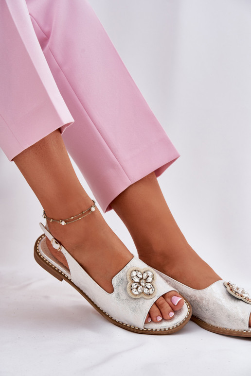 Dames sandalen met brede hakken Met sierlijk Detalem S.Barski KV51-080 zilvere kleur