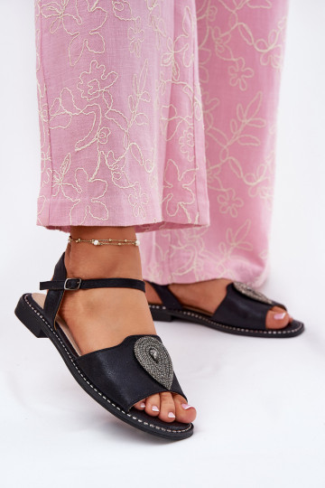 Sandales pour femmes avec des talons larges avec des ornements S.Barski KV51-098 couleur noire