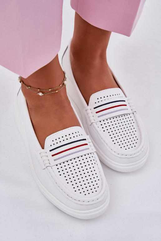 Peau mocassins pour femmes couleur blanche Dovema