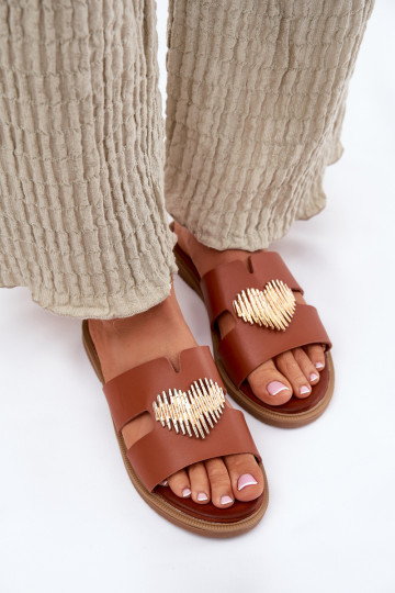 Pantoufles pour femmes avec des talons larges avec des détails dorés marron Karinma 2