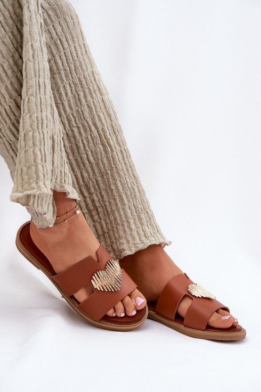 Damenhausschuhe mit breiten Absätzen mit goldenen Details braune Farbe Karinma