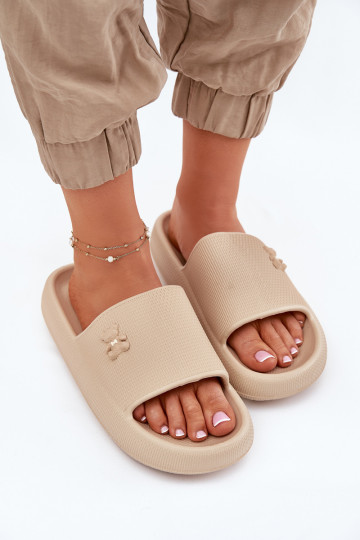 Leichte Hausschuhe Damenhausschuhe mit einer Plattform Mit Bär Vinceza 75210 Beige