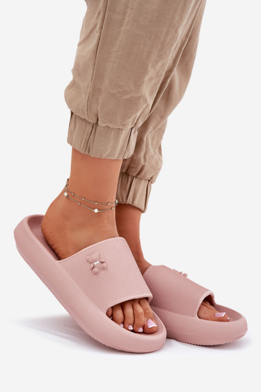 Pantoufles légères Pantoufles pour femmes avec une plateforme Avec l ours Vinceza 75210 couleur rose