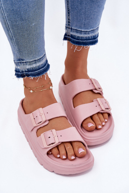 Chaussons femme avec mousse avec une plateforme couleur rose Melorea