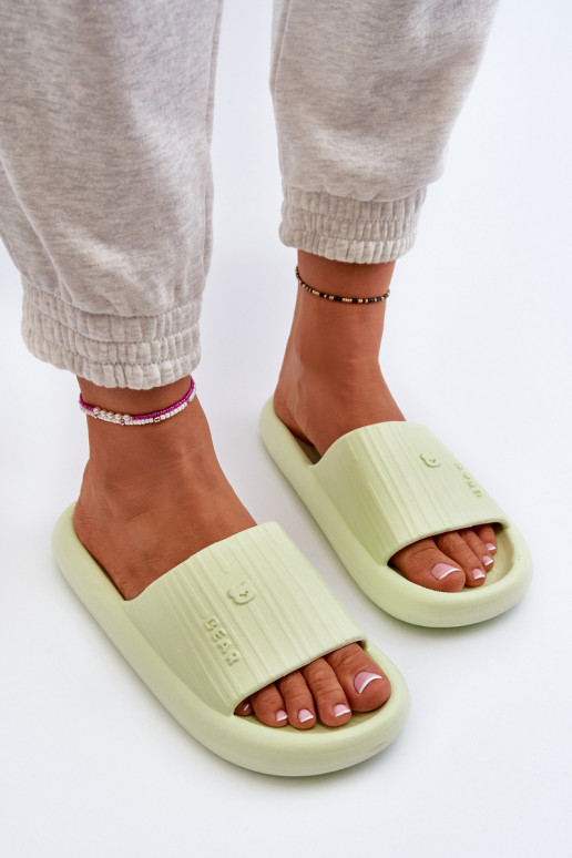 Chaussons Pantoufles légères Féminin  couleur verte Fenicva