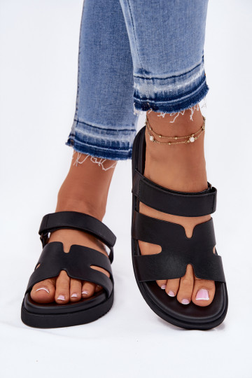 Damenhausschuhe Z mit Klebeverschlussem Vinceza 17401 schZuarze Farbe