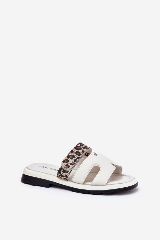 Leren pantoffels Dames Z met lijmbevestigingem met luipaardbontpatronen Vinceza 66769 ivoor Leren pantoffels Dames Z met lijmbevestigingem met luipaardbontpatronen Vinceza 66769 ivoor