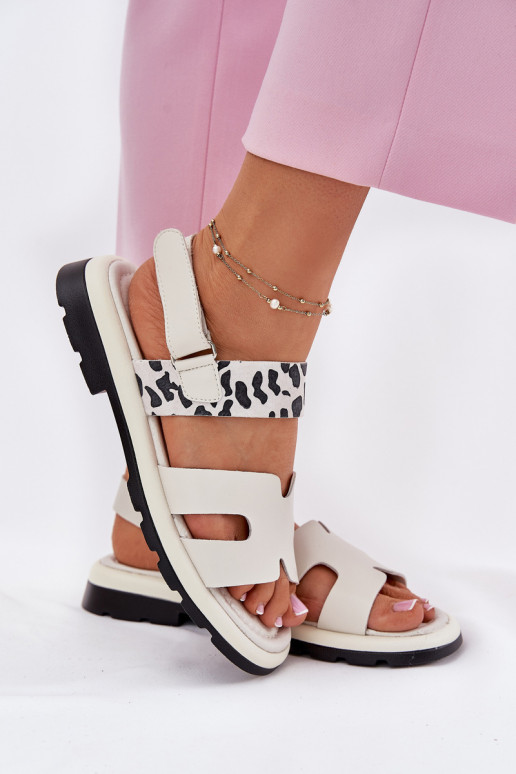 Sandales pour femmes Féminin avec des talons larges avec des motifs en fourrure de léopard Vinceza 66780 beige Sandales pour femmes Féminin avec des talons larges avec des motifs en fourrure de léopard Vinceza 66780 beige