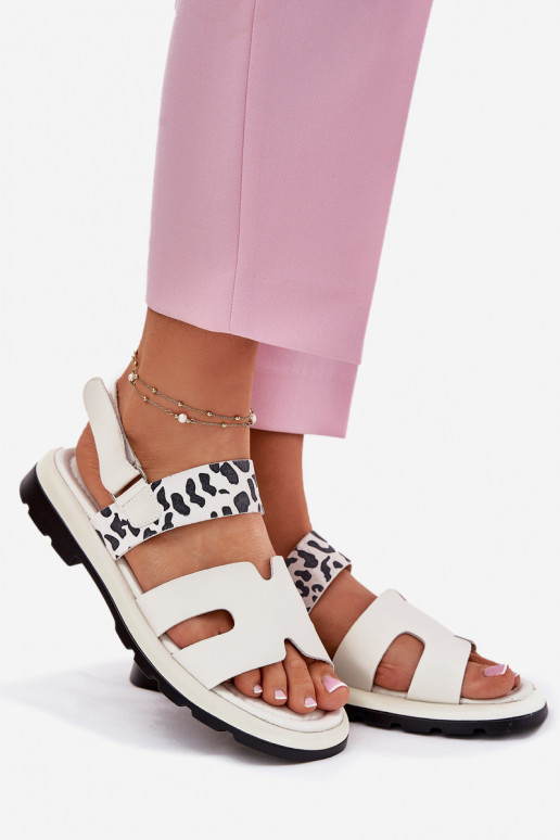 Damensandalen Feminin mit breiten Absätzen mit Leopardenfellmuster Vinceza 66780 Beige