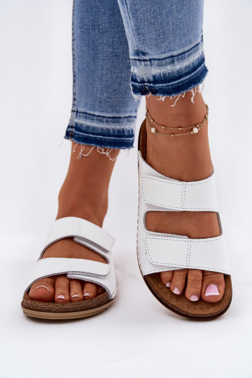 Pantoufles en cuir Féminin Inblu AA0005GU couleur blanche 2