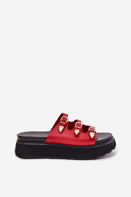 Pantoufles pour femmes avec une plateforme avec des bandes couleur rouge Nimiotte Pantoufles pour femmes avec une plateforme avec des bandes couleur rouge Nimiotte