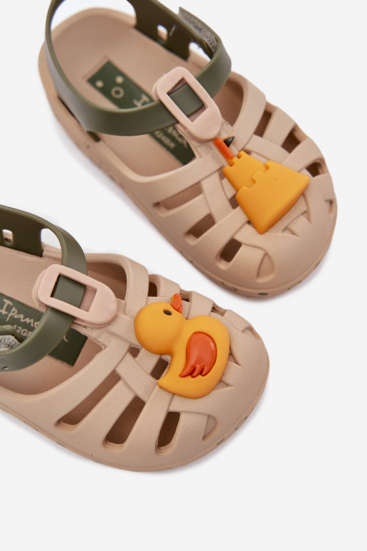 des sandales Puéril avec attaches adhésives 83619 Ipanema Summer XV Baby beige