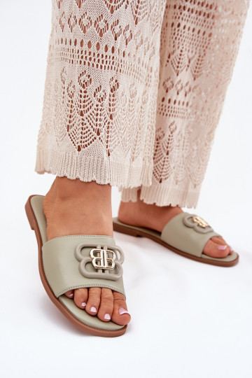 gleichschenklig Damenhausschuhe Mit Dekorationen Detalem grüne Farbe Nenitta 2