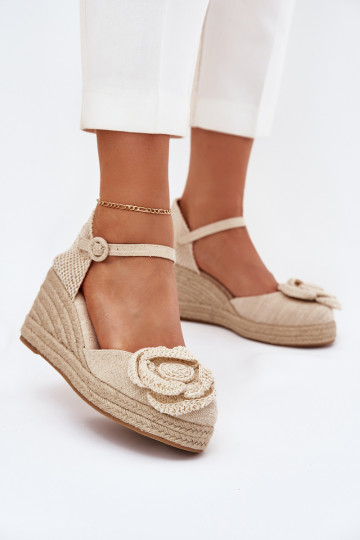 Sandales à plateforme couleur sable pour femmes avec tressage et fleur en crochet « Ismilea »