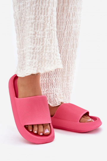 Féminin Chaussons légers en mousse Sur une semelle épaisse couleur rose Querceria