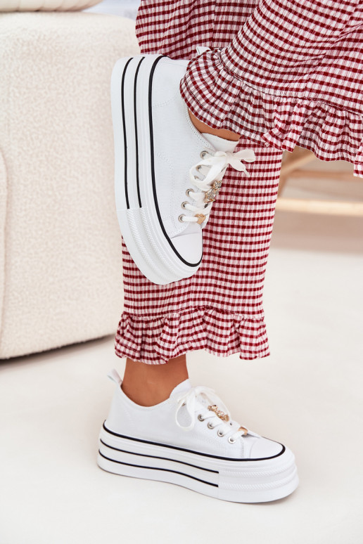 Chaussures de loisirs avec une plateforme Ze couleur doréemi Przypinkami couleur blanche Fiorina