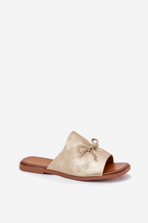 Damenhausschuhe mit breiten Absätzen Mit Dekorationen INiązaniem goldene Farbe Norela