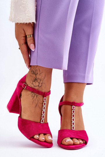 Talons hauts élégants en daim avec des yeux qui clignotent couleur rose Aniya