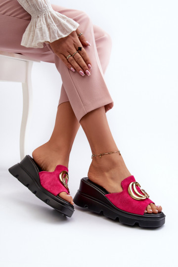 Roze dames Iaria slippers van eco-suède op een sleehak en platform met gouden details 2
