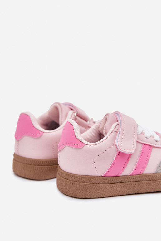 Turnschuhe Sneakers Stilvollllschuhe Kindisch mit Klebeverschlüssen pinke Farbe Adelina