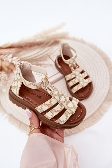 Sandales type gladiateur pour enfants avec détails couleur or couleur sable