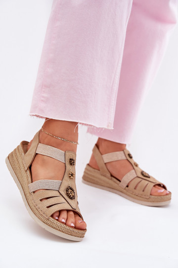 Dames sandalen op platform met mooie details Inblu RV000015 in zandkleur