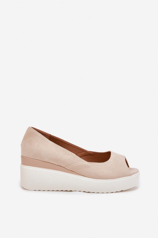 Sandales pour femmes Sur un coin Z en daim écologiqueu couleur ivoire Velira