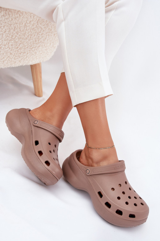 Pantoufles légères Pantoufles pour femmes avec des semelles massives à la mode Big Star RR274A121 beige