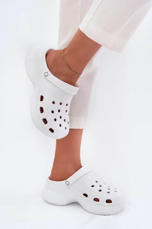 Pantoufles légères Pantoufles pour femmes avec des semelles massives à la mode Big Star RR274A119 couleur blanche