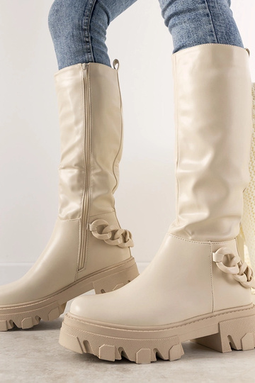 Bottines couleur sable avec chaîne, « Coniak »